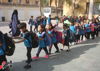 كلكم راعٍ وكلكم مسؤولاً عن رعيته إلى وزارة التربية النائمة طويلاً قد بزغ الفجر وشمسك لم تشرق بعد فمتى موعد اللقاء؟!!