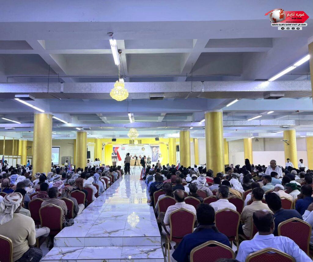 برعاية الرئيس القائد عيدروس قاسم الزُبيدي.. انتقالي حضرموت يعقد اجتماعاً موسعاً لمناقشة أولويات العمل السياسي والتنظيمي والجماهيري 10 برعاية الرئيس القائد عيدروس قاسم الزُبيدي.. انتقالي حضرموت يعقد اجتماعاً موسعاً لمناقشة أولويات العمل السياسي والتنظيمي والجماهيري