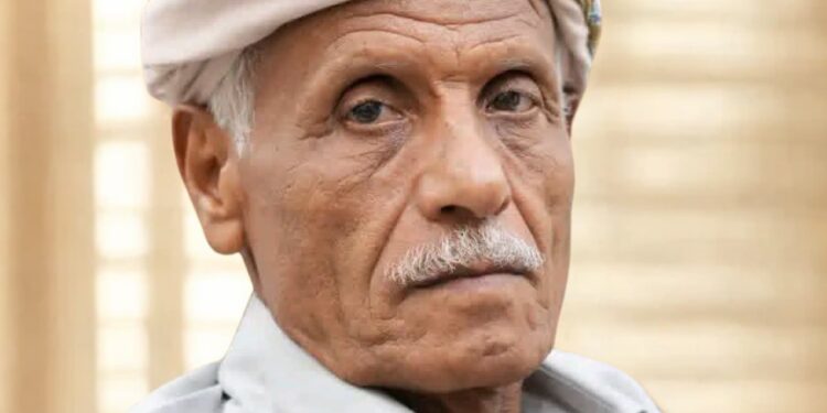 مدير التربية والتعليم بمديرية يافع رُصُد يُعزّي الإعلامي راجح العمري في وفاة والده الشيخ عبدالرب مدير التربية والتعليم بمديرية يافع رُصُد يُعزّي الإعلامي راجح العمري في وفاة والده الشيخ عبدالرب