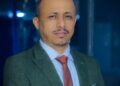 التشكيك في القضايا الوطنية، وفي الناس الذين يؤمنون بها، لا يقوم به إلا أنصاف الرجال.